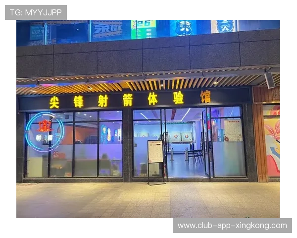 射箭学院加强青少年训练营师资的资格认证流程，射箭馆培训